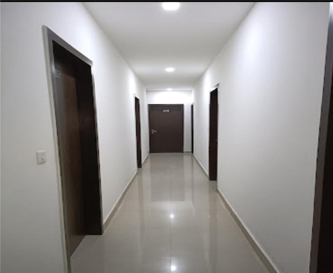 Supreme Guest House By Wb Inn آغْرا المظهر الخارجي الصورة